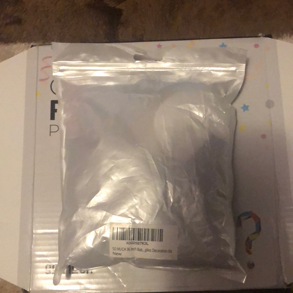 Gender Reveal Balloons - Picture 2 of 2